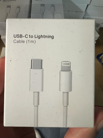 USB-C to lightning cable 1m in box